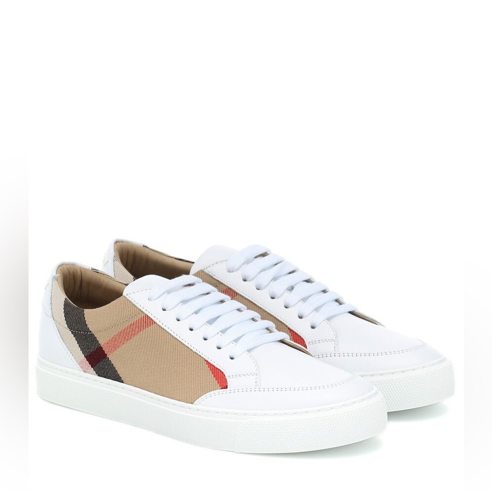 Burberry women’s Salmond check leather sneakers